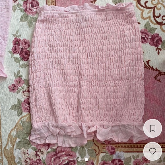 Pink blouse and skirt set 💗🩰 - Picture 2 of 2